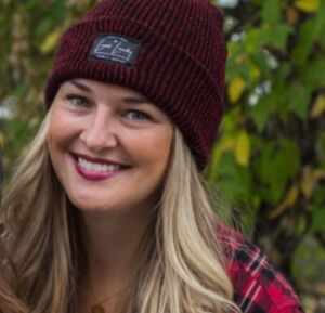 Local Laundry | Burgundy and Black Toque